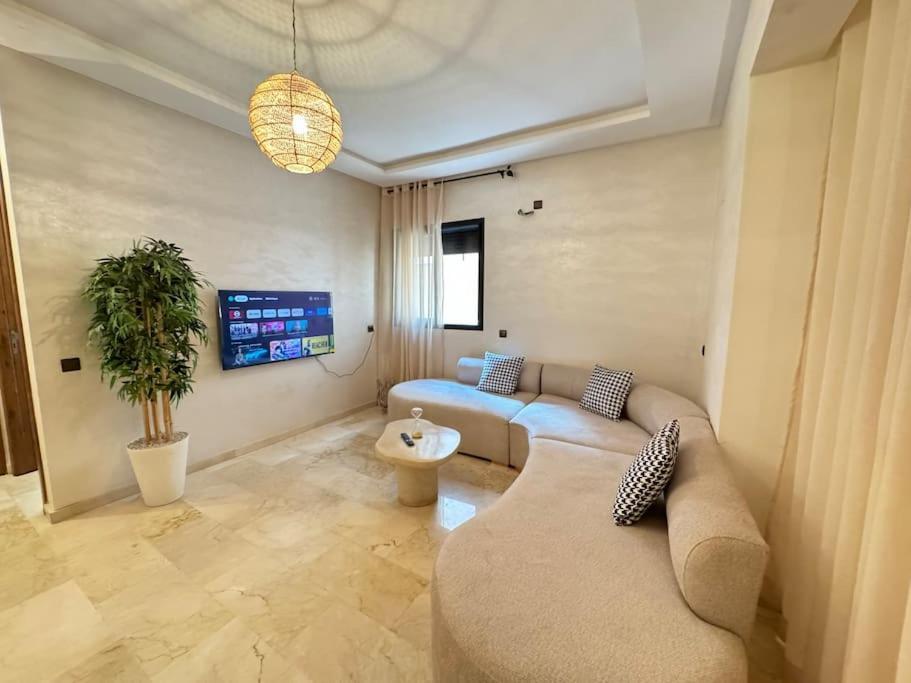 Cosy Et Luxueux Appartement In Gueliz マラケシュ エクステリア 写真