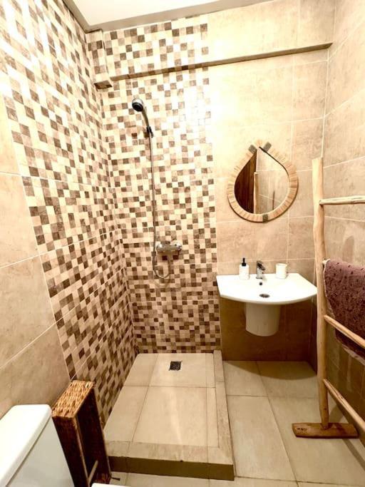 Cosy Et Luxueux Appartement In Gueliz マラケシュ エクステリア 写真